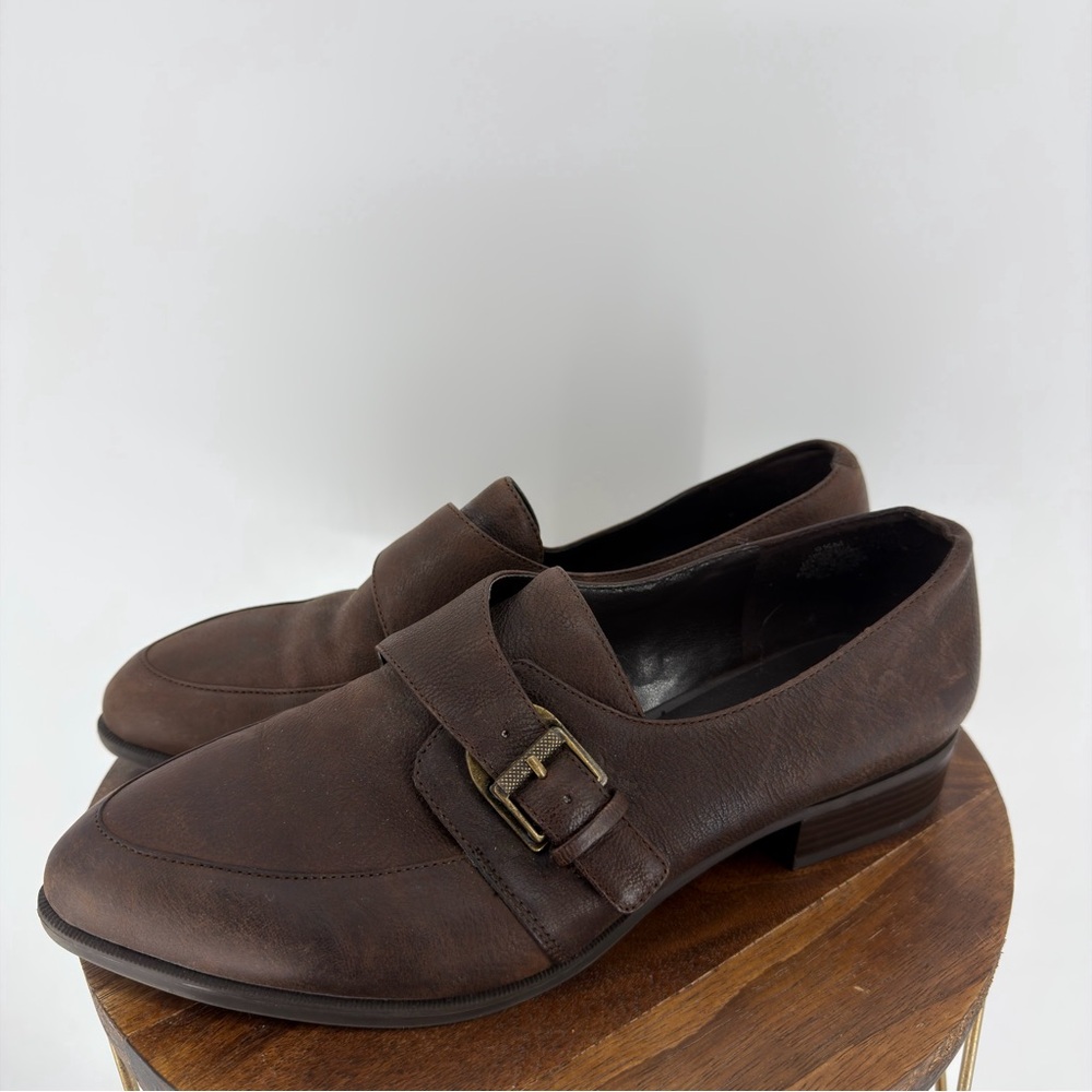 Nine West Brown Leather Buckle‎ Loafers Size 9.5 Modern Preppy Office Chic